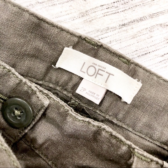 LOFT Olive Cropped Cargo Pants Size 2P - Picture 2 of 8